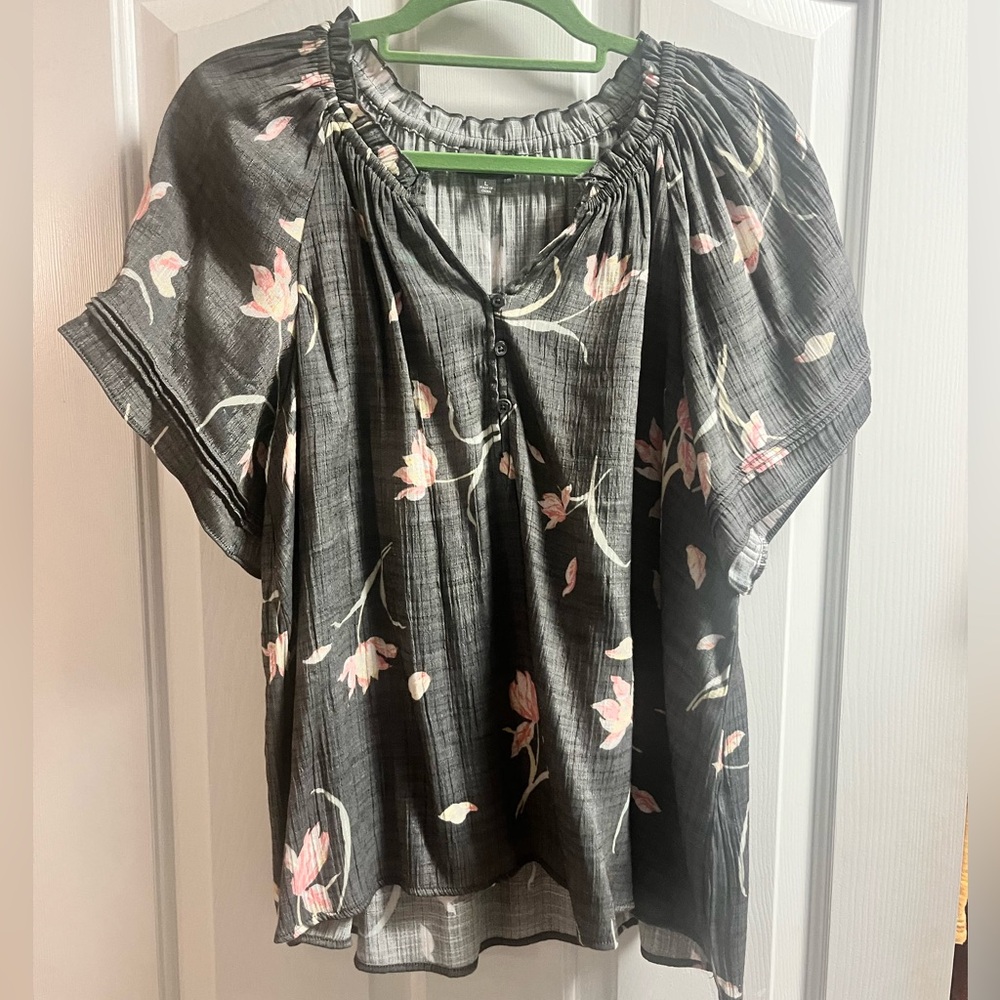 Floral Black and Pink Women's Top